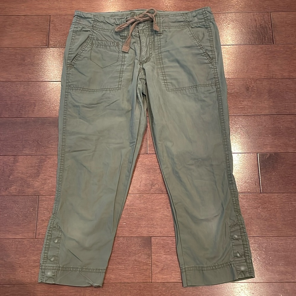 Jacob Connection Green Capri Pants